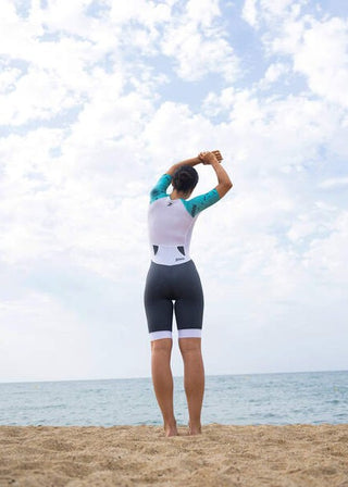 Body triathlon donna Zoggs Predator Pro con manica